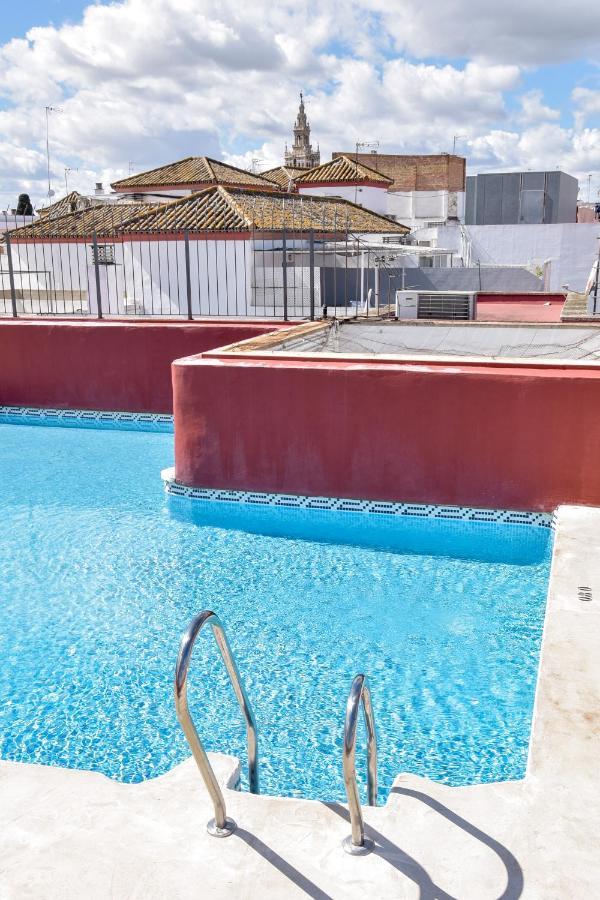 Peace, Pool & Parking At Centre Sevilha Exterior foto